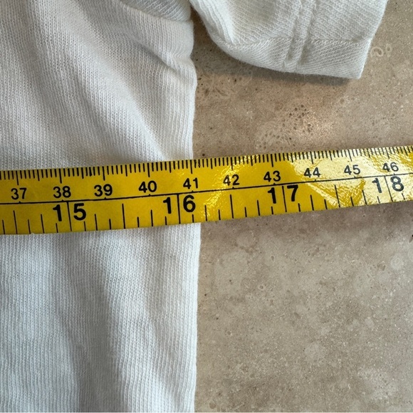 J Crew Collectible Tee Sequin Penguin Ivory Short Sleeve Womens Size XS - Picture 5 of 8